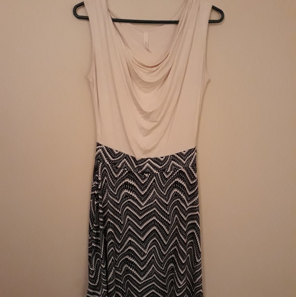 Modcloth patterned dress - Picture 1 of 2